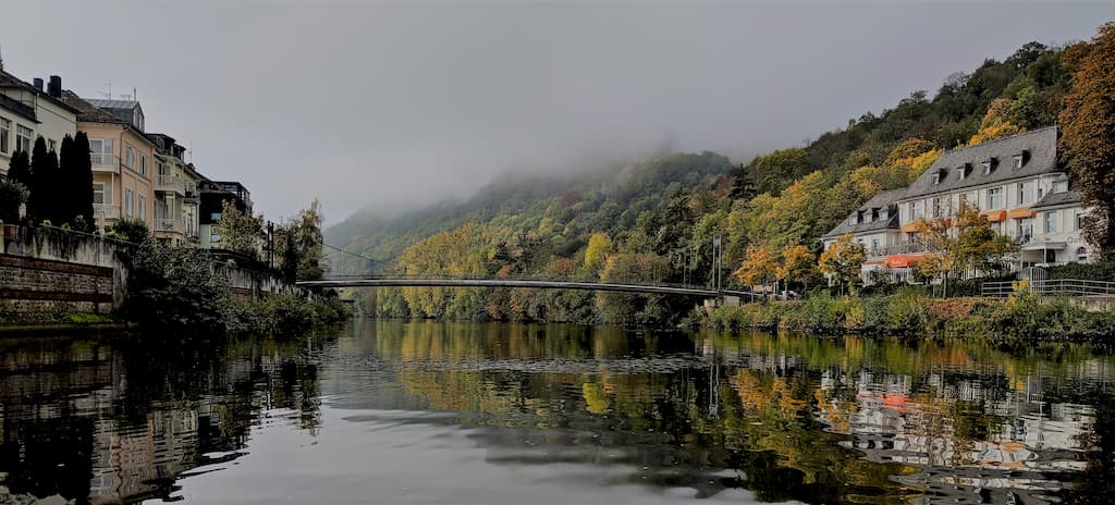 Blick auf die Quellenhof Brücke in Bad Kreuznach